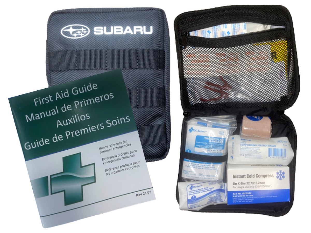 FIRST aid kit 223-U/FAO Wall-mount 25 Person First Aid Kit in Plastic