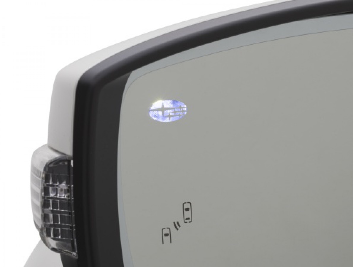Subaru Auto Dimming Mirror with Approach Light / Blind Spot